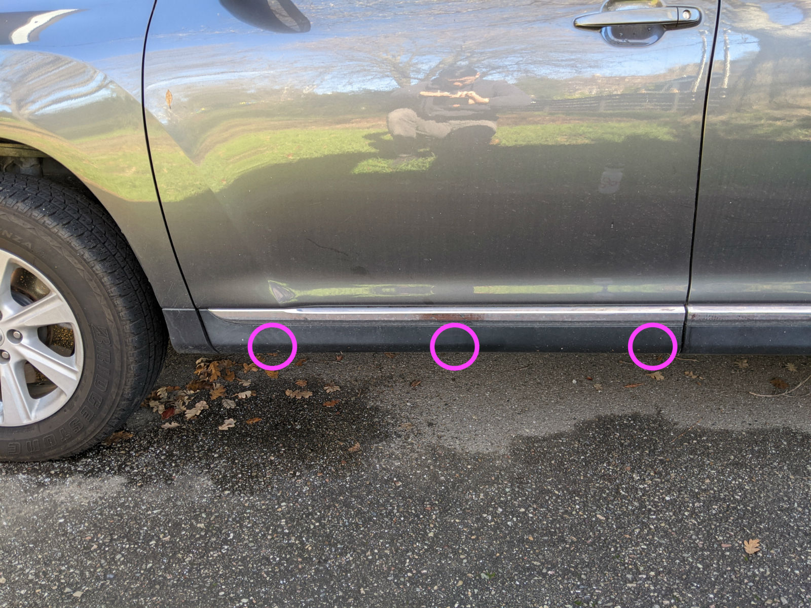 Clearing Sunroof Drains on 20082012 Toyota Highlander bryanus